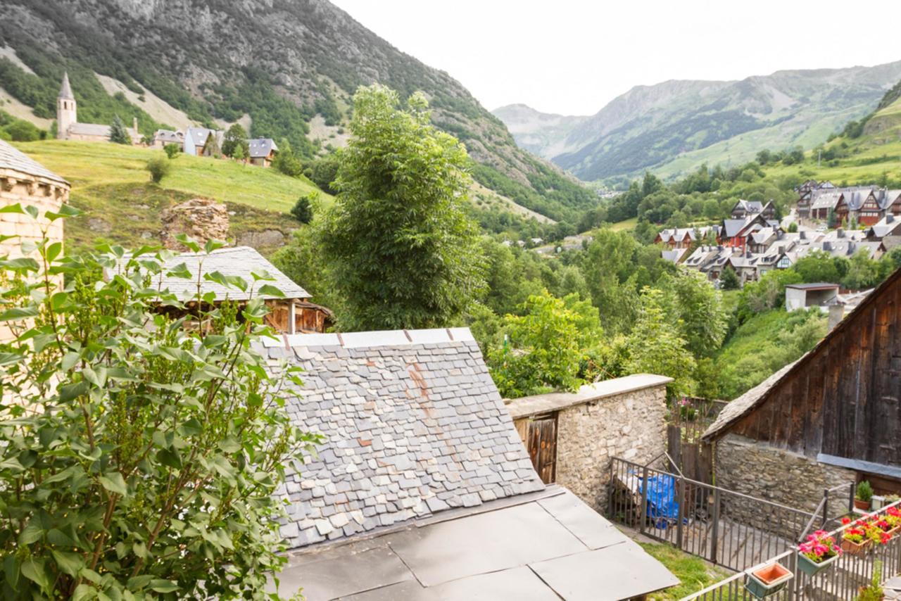 Hostal Aiguamog Salardú Buitenkant foto