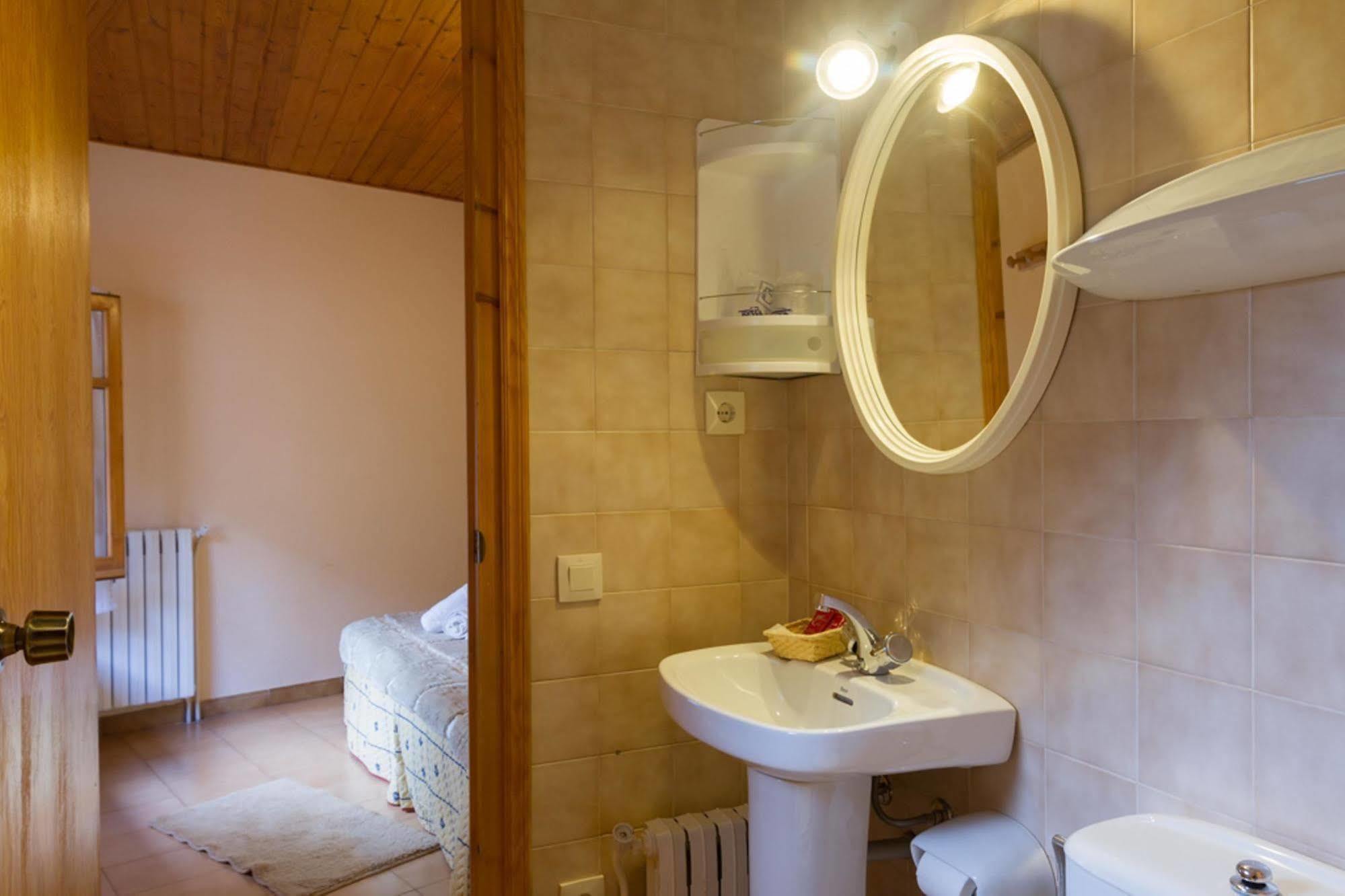 Hostal Aiguamog Salardú Buitenkant foto